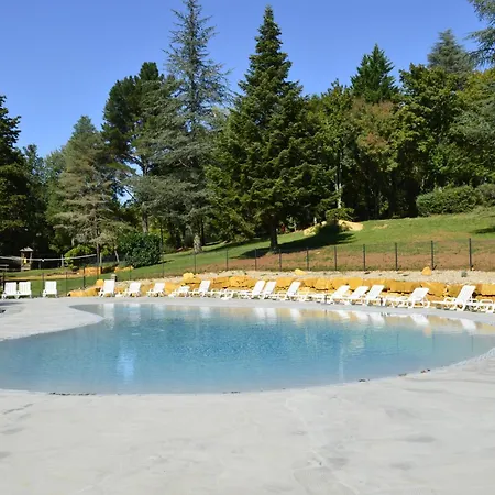캠프장 Domaine De La Grande Veyiere *