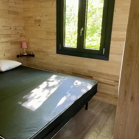 캠프장 Domaine De La Grande Veyiere *